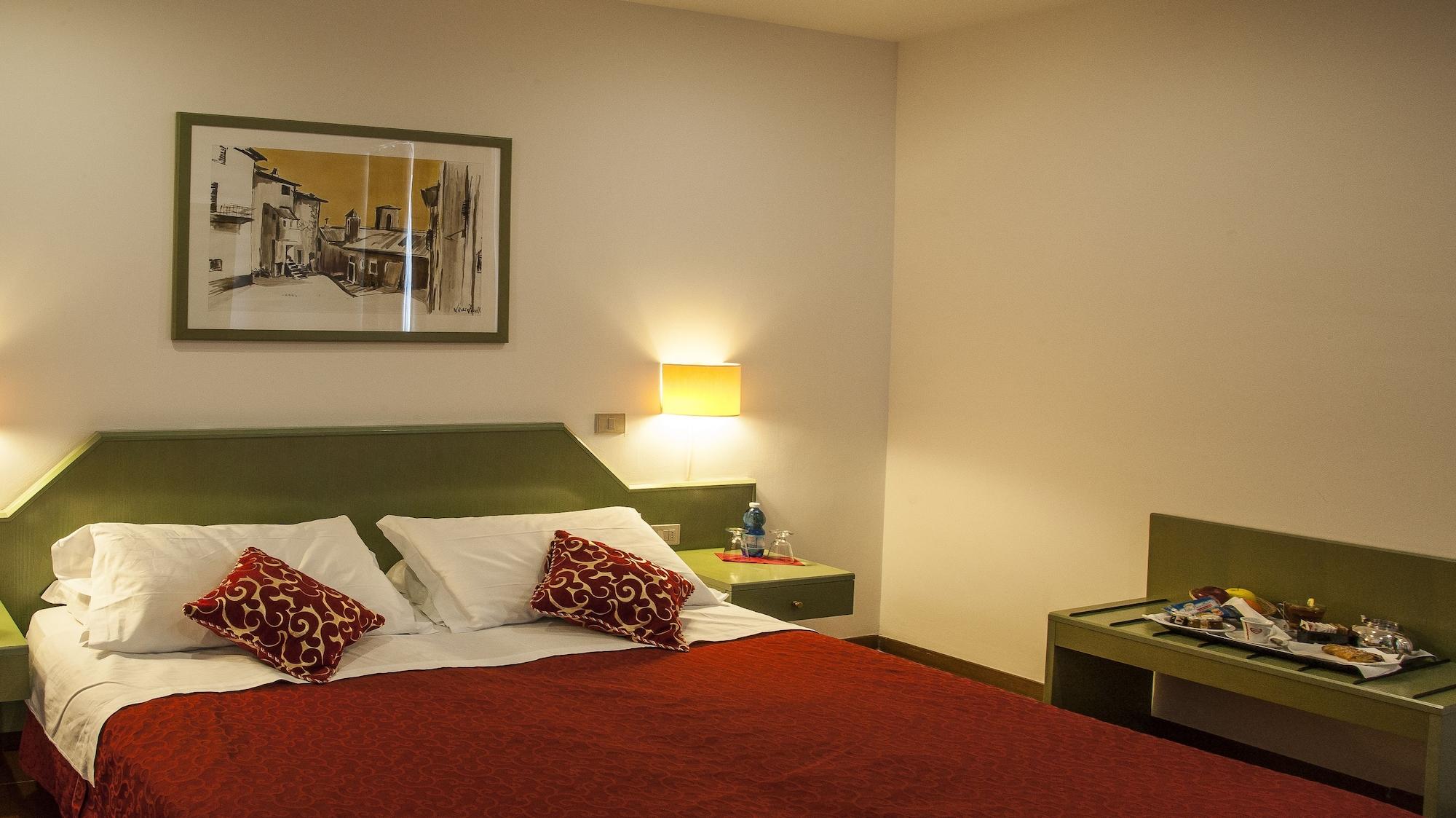 Hotel Villa Del Cardinale Norma エクステリア 写真